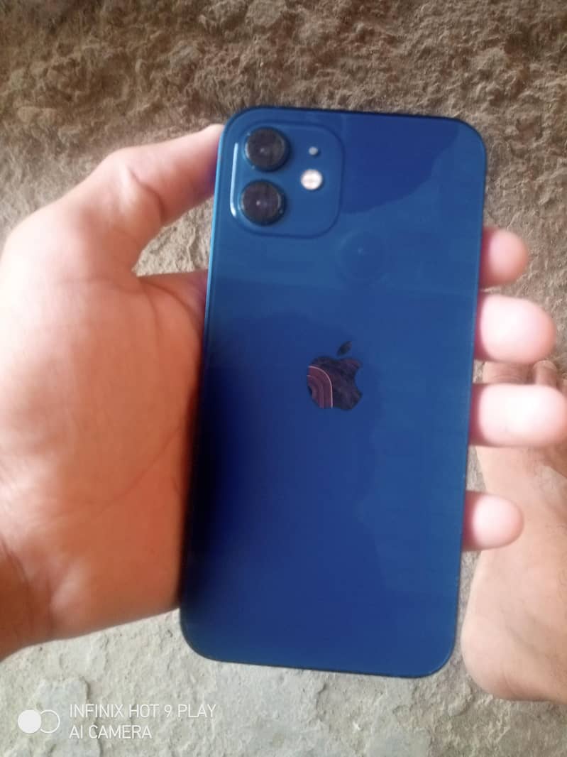 iPhone12 0