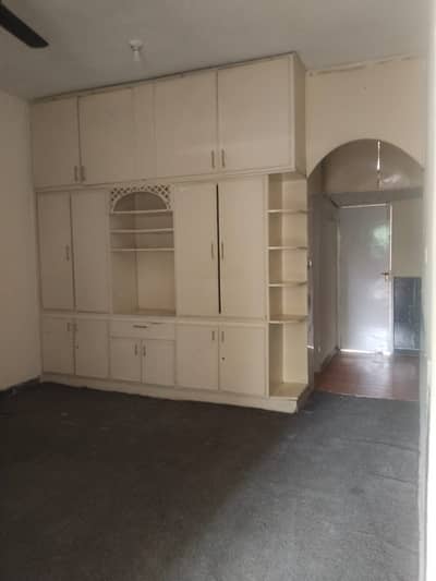 G 11/2 Single Story House for Rent 2 bed bath tvl kitchen gas Available family beachlar