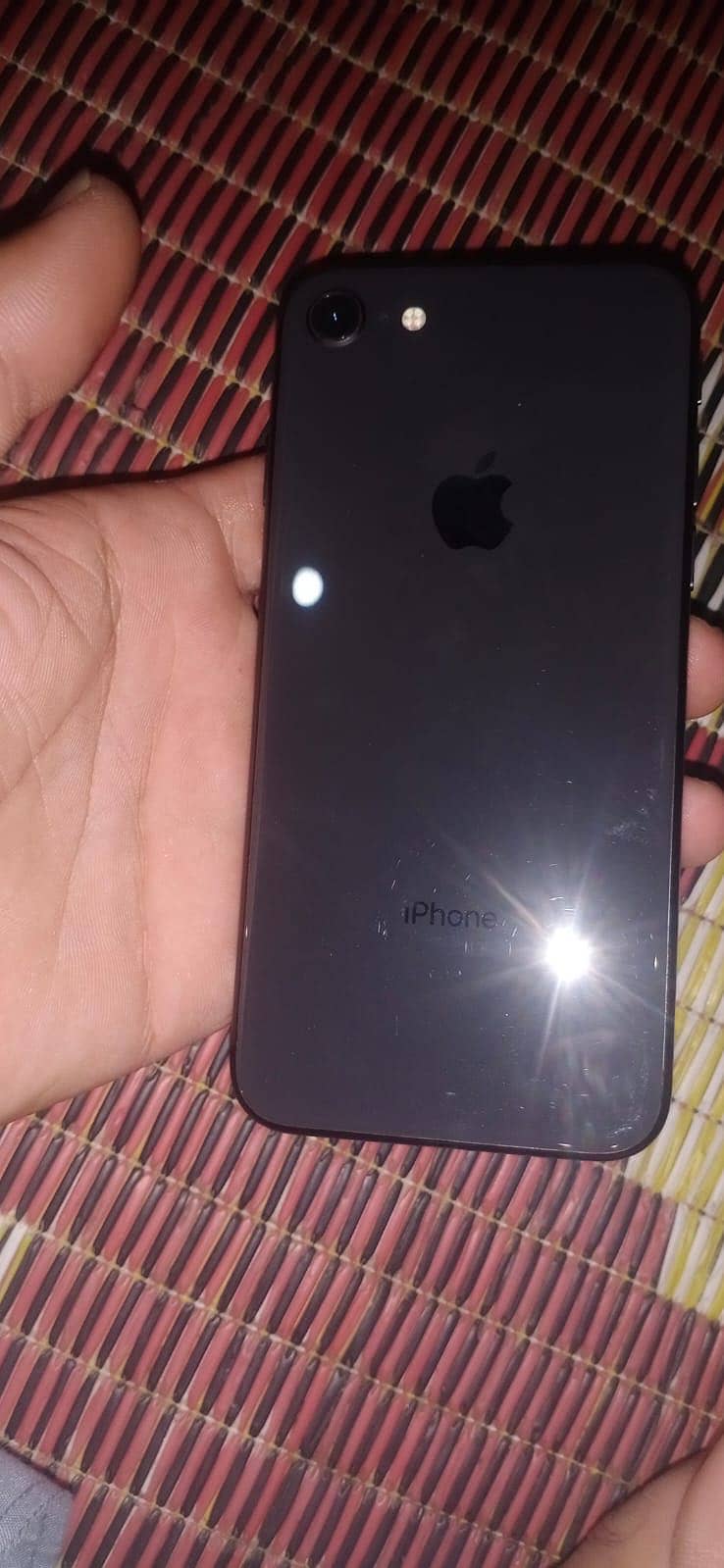 Apple iPhone 8 5