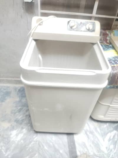 Washing Machine , excellent A one Condition. Urgent Sale