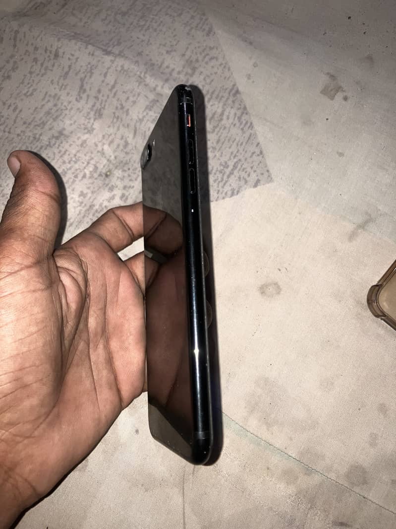 iPhone 7 Plus 128gb 3