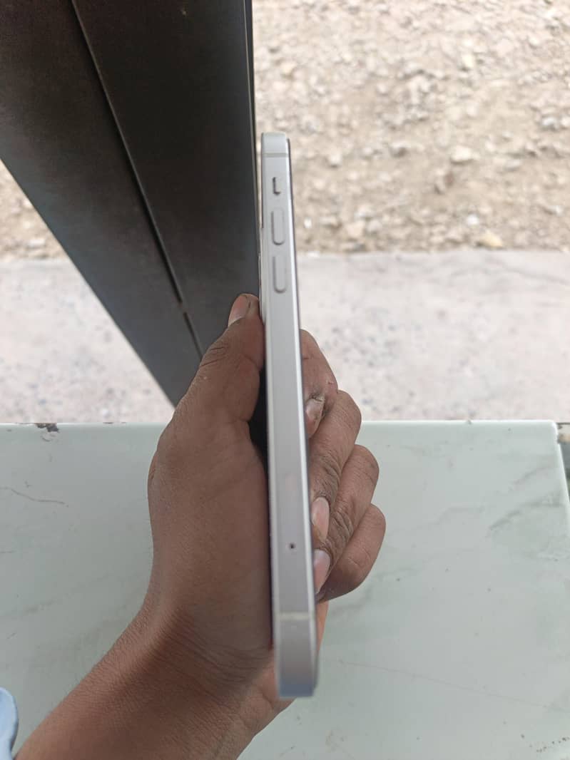 Apple iPhone 12 5