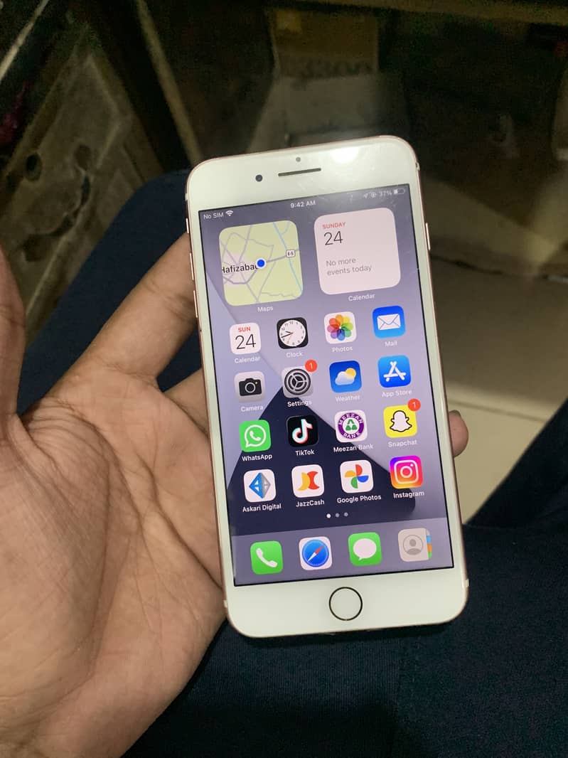 Apple iPhone 7 Plus 5