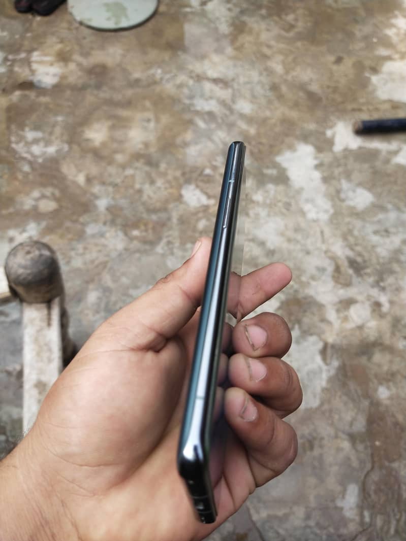 One Plus 9 Pro 4