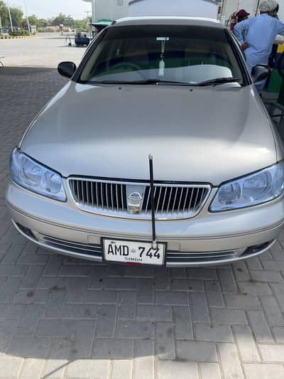 Nissan sunny 2005