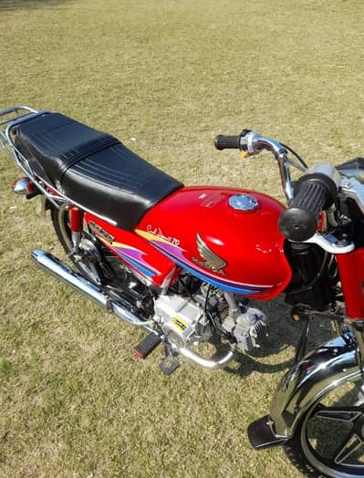 Honda 70 cc bike argent for sale 03708336174