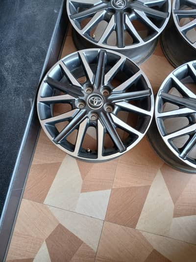 114.3 x5 pcd Toyota Voxy 16 size 6jj Alloy Rims