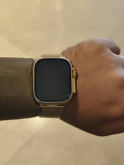 smart watch ultra 10 steps complet box 10by09 condition sale