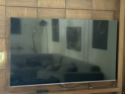 Hisense 65” QLED 4K Google TV Q6 Series – Like New with Warranty