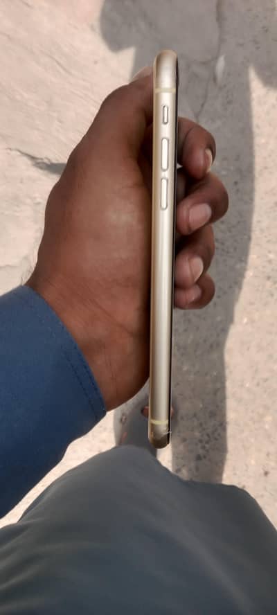 Apple iPhone XR