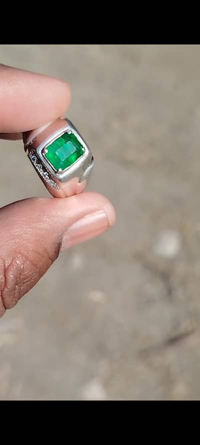 2.5 caret swat emerald  Hand made silver ring side diamond embedded