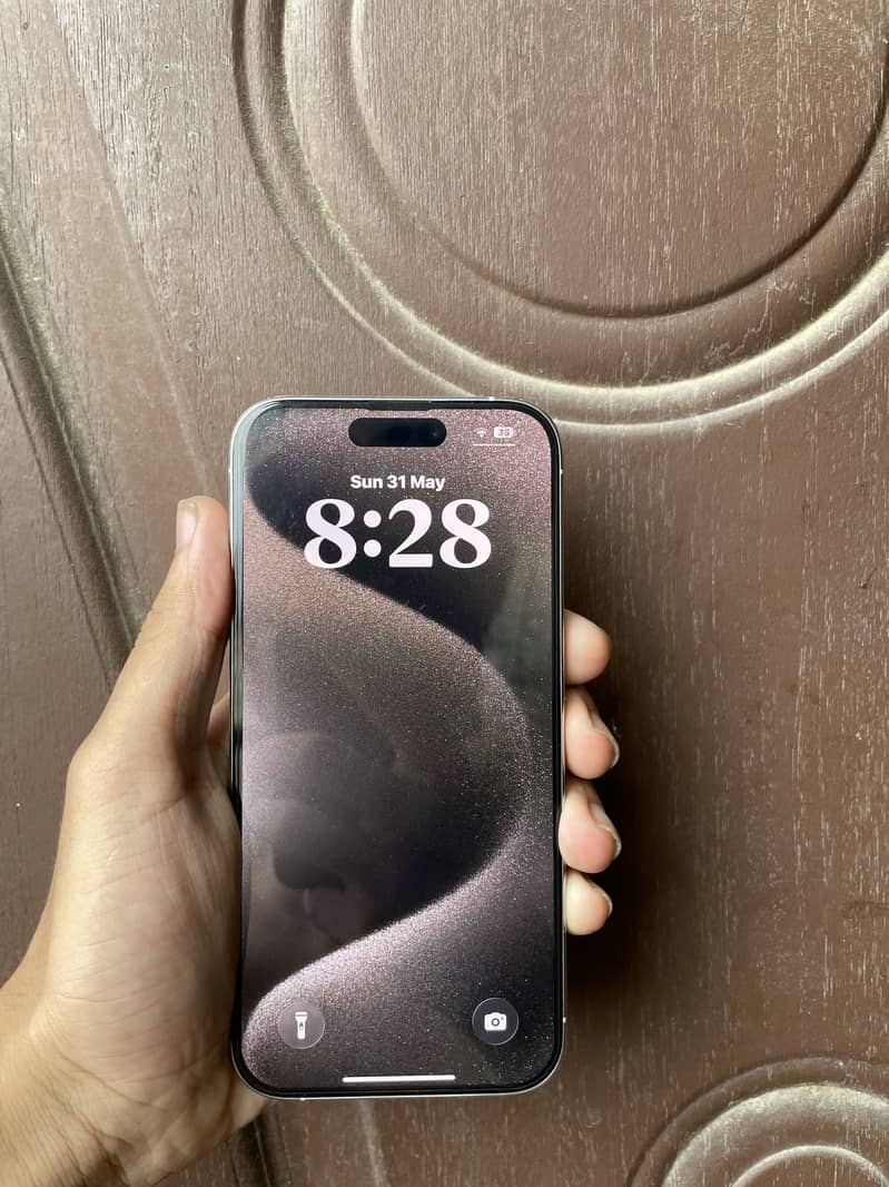 iPhone 15 pro 1
