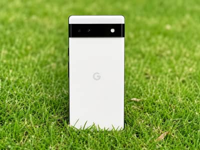 Google Pixel 6a white 