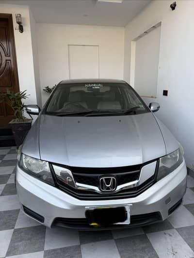 Honda City IVTEC 2018 with total genuine paint