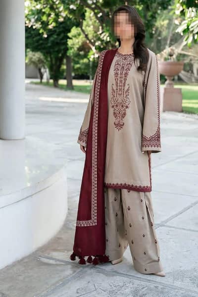 Product Name: 3 Pcs Women's Unstitched Embroidered Suit