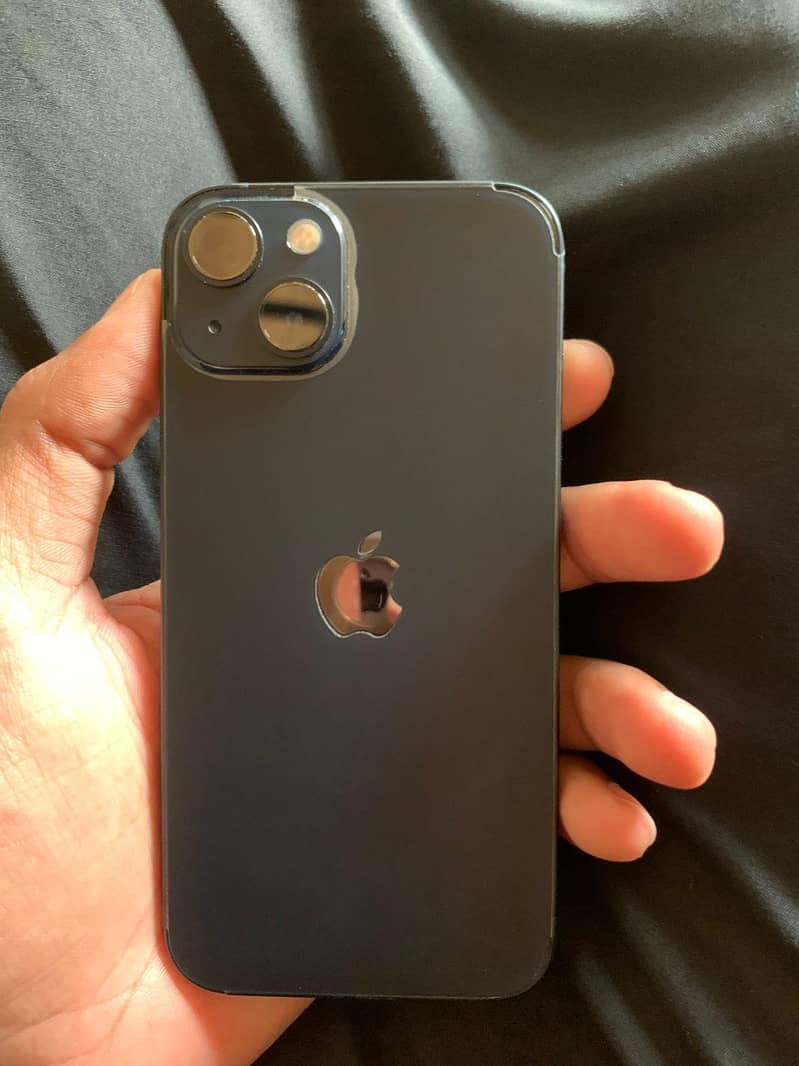 Apple iPhone 13 3