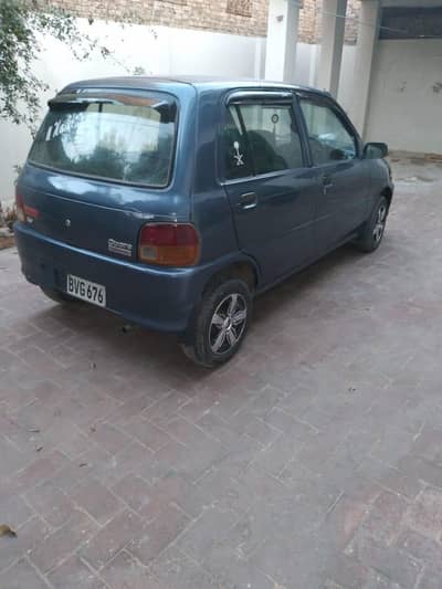 DAIHATSU CUORE CX MODEL 2002