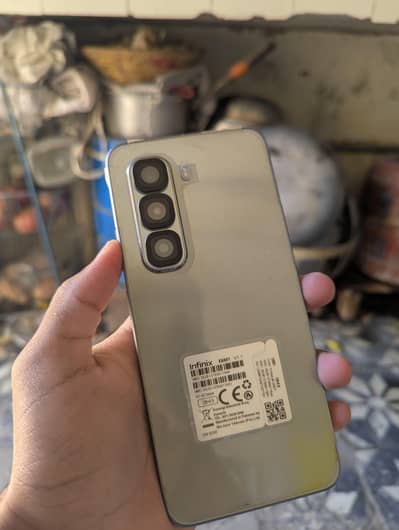 Infinix hot 50 pro 10/10 condition (mobile+charger)