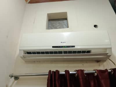 gree ac 1.5 ton geniun condition