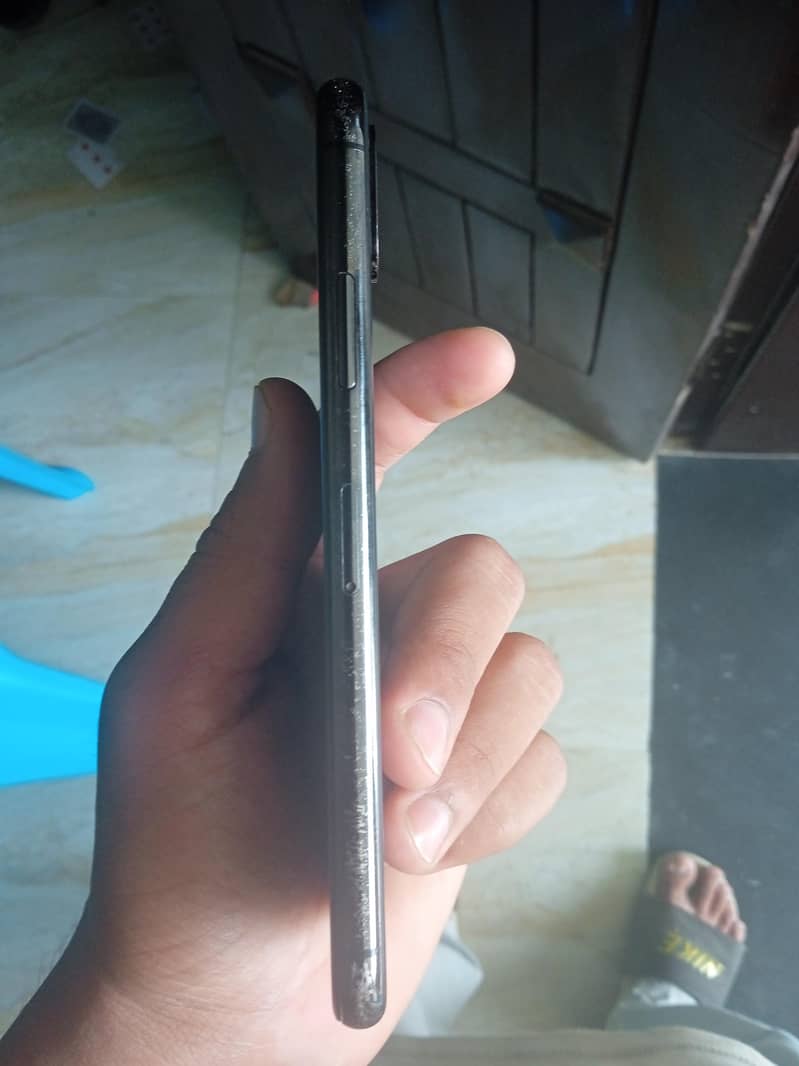 Apple iPhone X 2