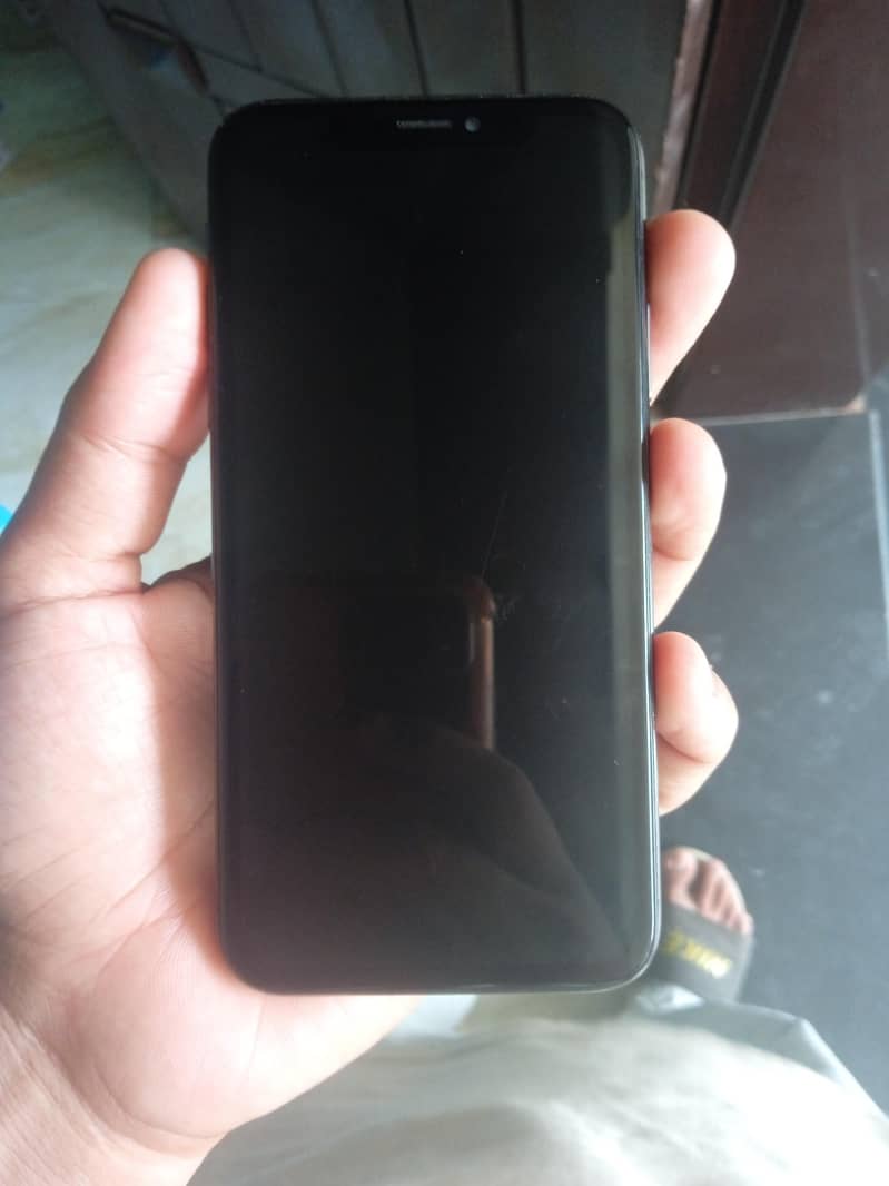 Apple iPhone X 3