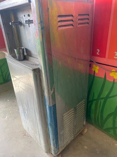 canon water dispenser for sell. . capacity 250. . full genuine