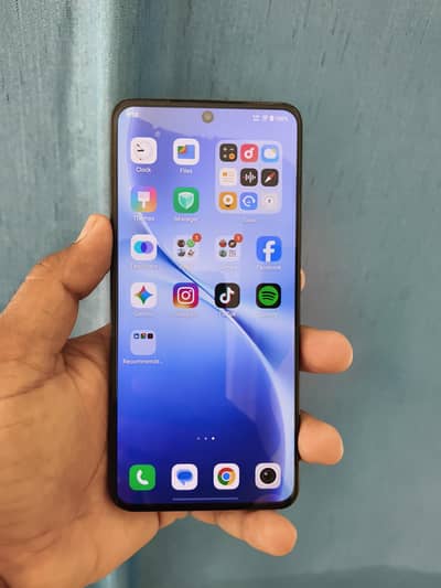 Vivo V40e