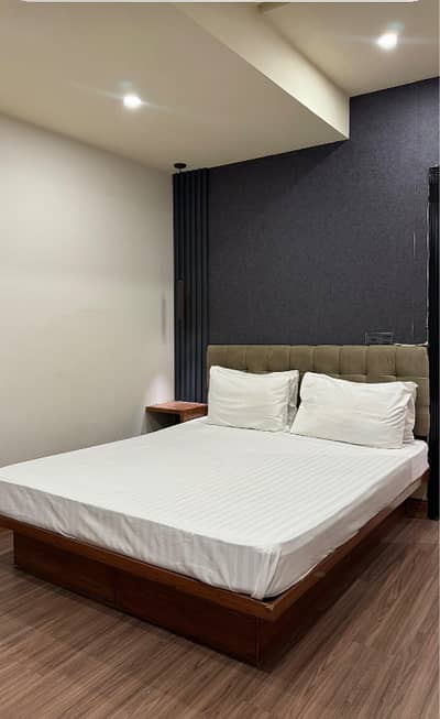2 Bed furnished apartment available for daily Basis