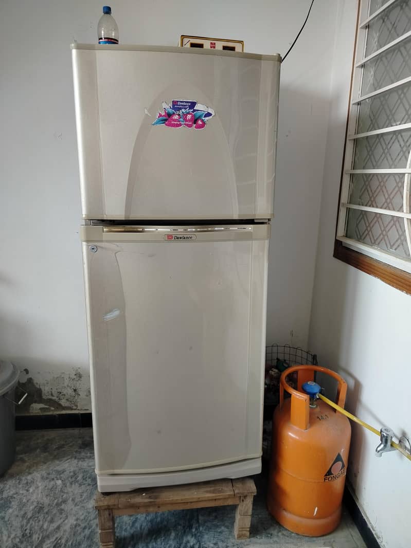 refrigerator 0