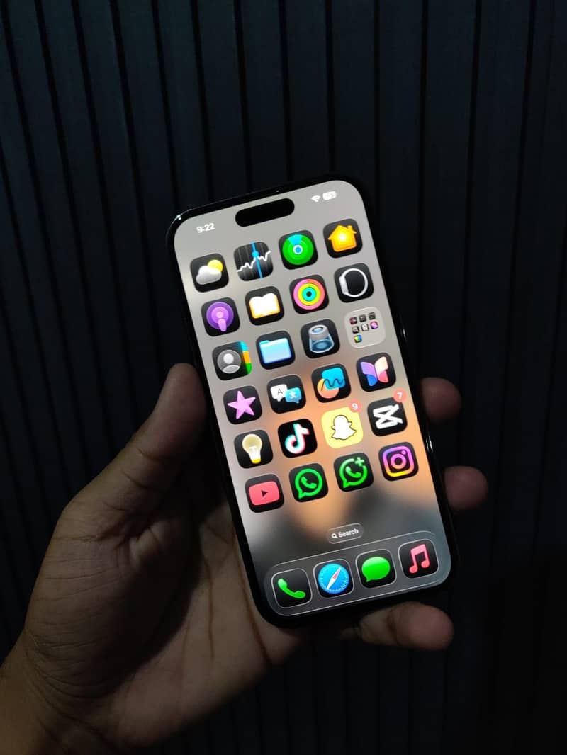 Apple iPhone 14 Pro 1
