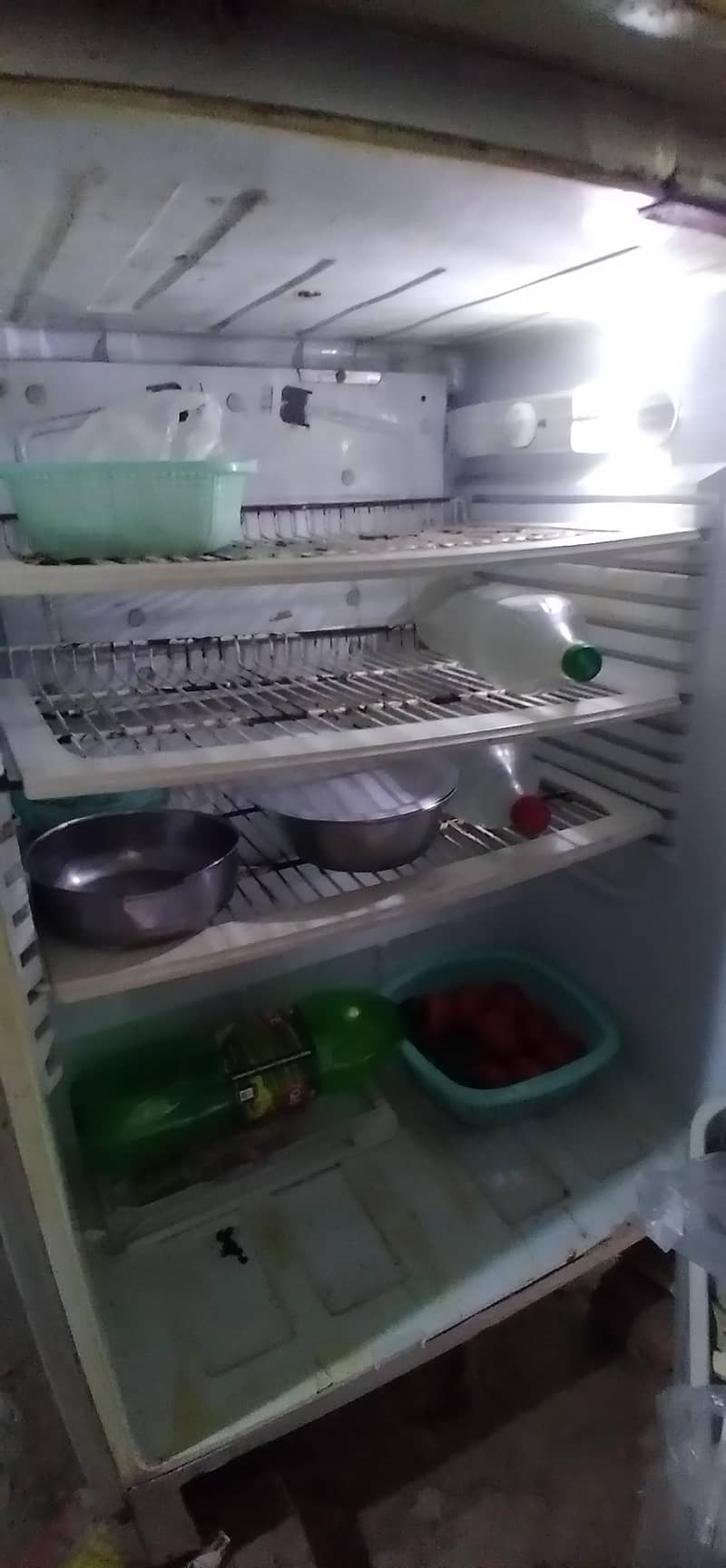 فریج برائے فروخت 2