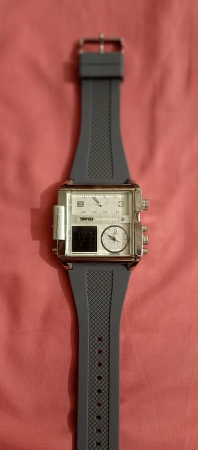 skmie watch