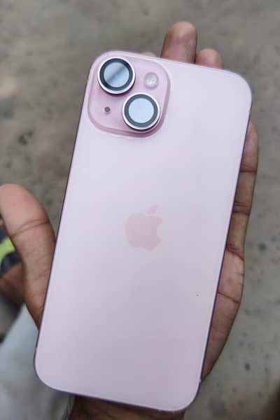 Apple iPhone 15