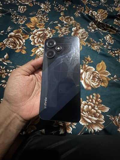 Infinix Hot 30 Play