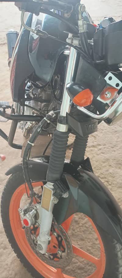 Yamaha ybr 124 model 2016