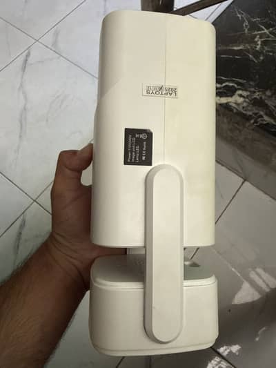 Android portable projector with Atereo sound
