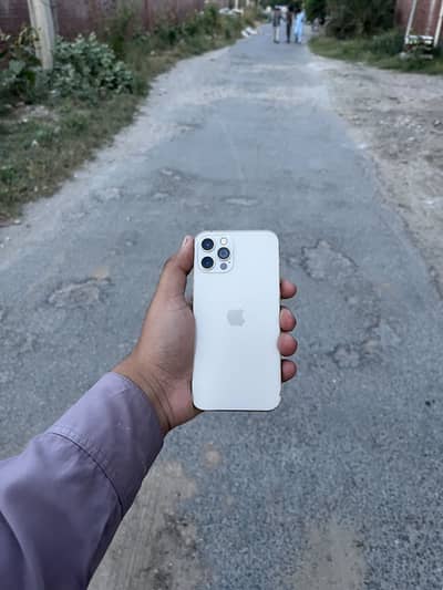 Apple iPhone 12 Pro