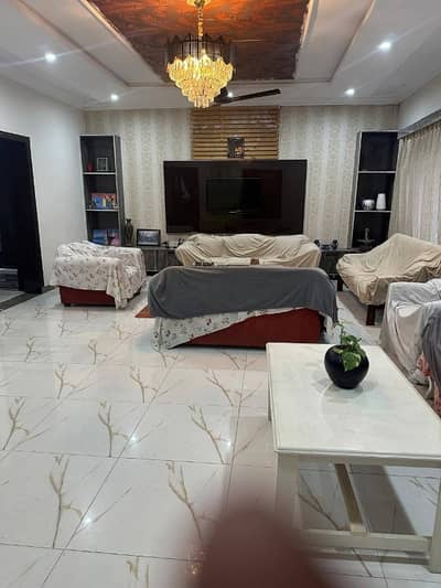 10 Marla Lower Lock Upper Portion For Rent In UET Housing Society