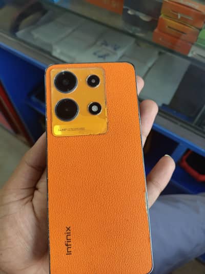 Infinix Note 30