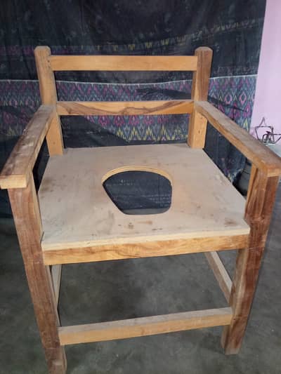 Washroom chair