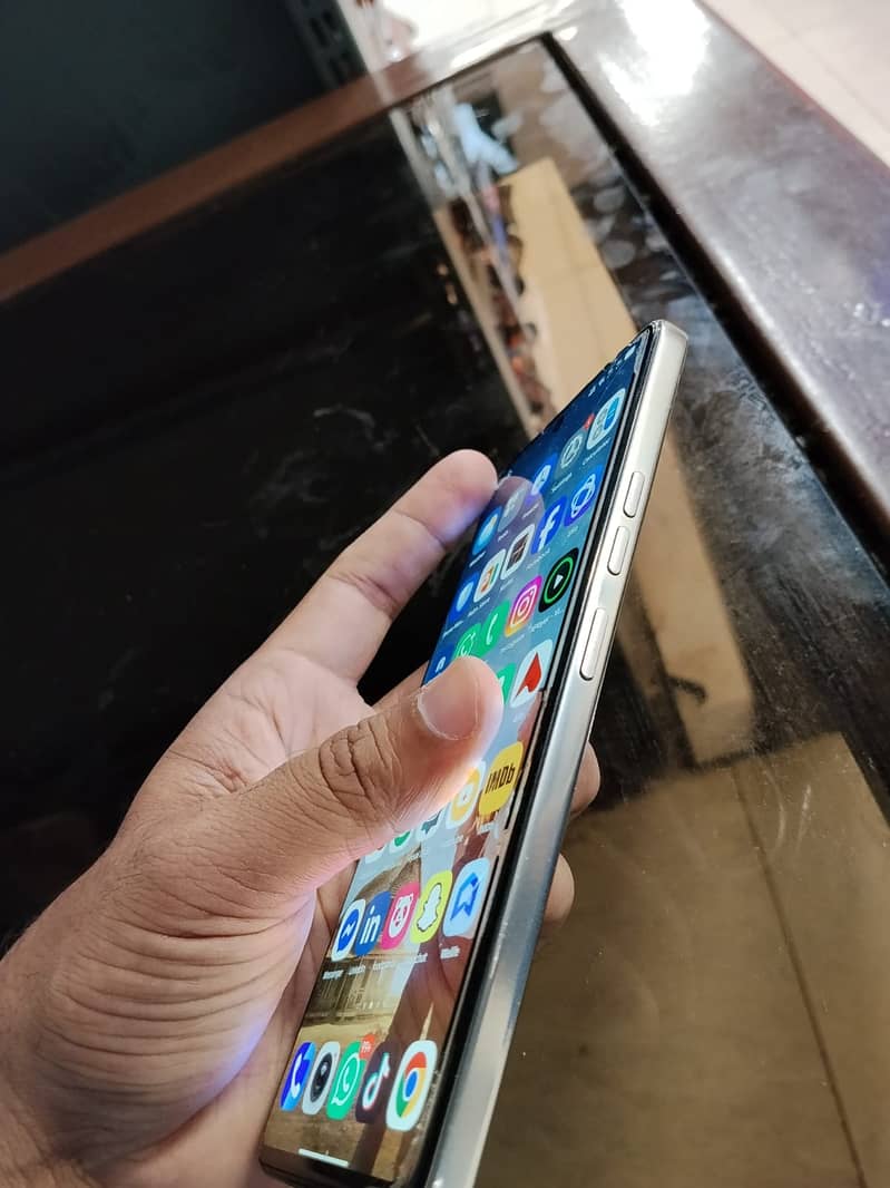 Tecno CAMON 30 5