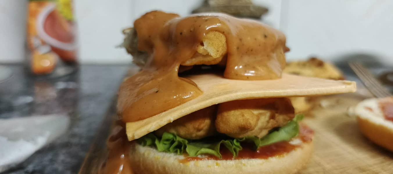 جاب چاہیے 8