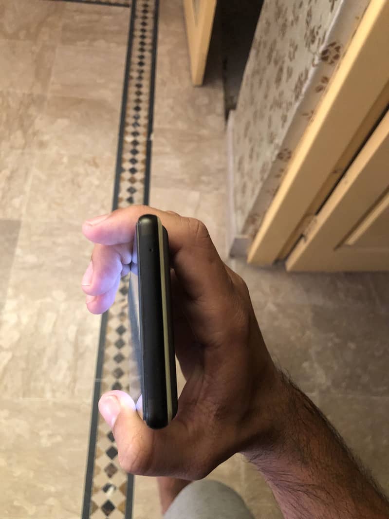 Google Pixel 6 3