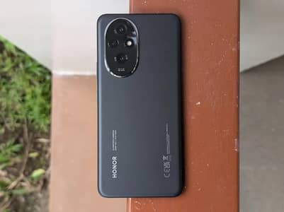 Honor 200.03027644852