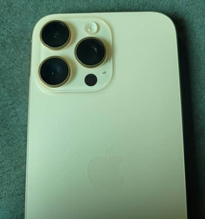 Apple iPhone 16 Pro Max