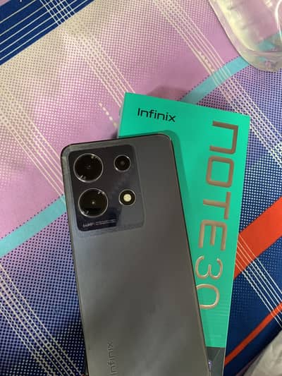 Infinix Note 30