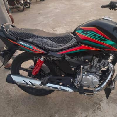 Honda CB 125F (2023 Model) – Fully Laminated, Crash Guard Installed