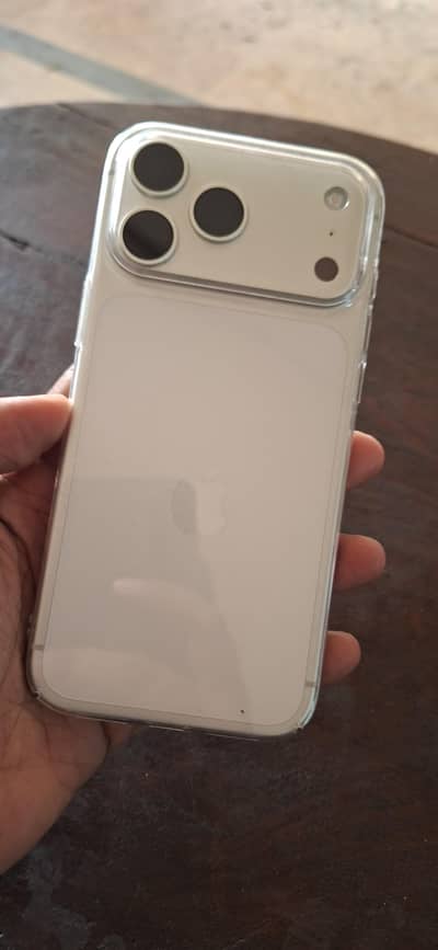 Apple iPhone 17 Pro Max jv