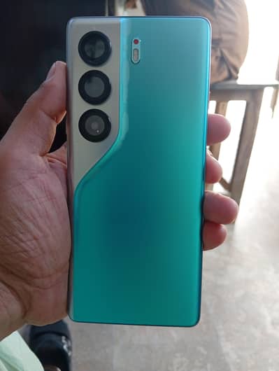 Tecno CAMON 40 Pro