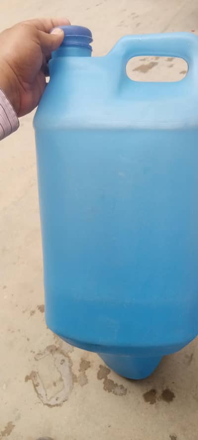 Water bottle supply
